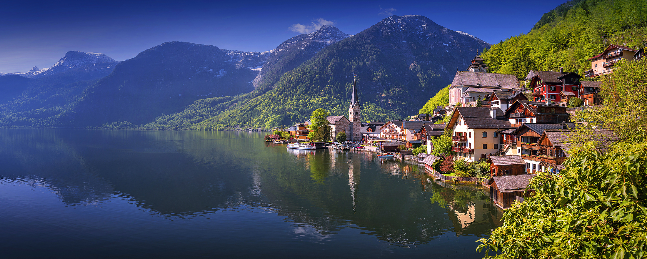 USE_Beautiful-alpine-scenery-around-Hallstatt-Austria_Credit_GettyImages-1318958535-1_hybvcISavt.jpg